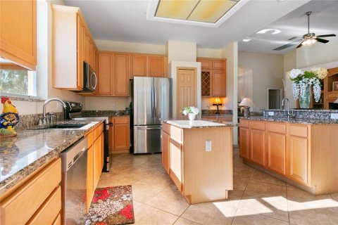 House in Kissimmee, Florida 3 bedrooms, 209.87 sq.m. № 2208379 - photo 19
