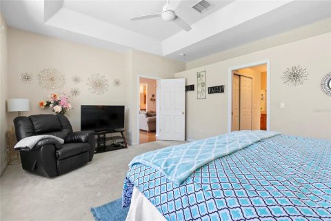 House in Kissimmee, Florida 3 bedrooms, 209.87 sq.m. № 2208379 - photo 26