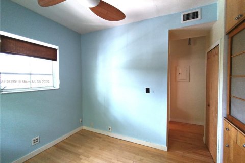 Купить кондоминиум в Майами-Бич, Флорида 1 спальня, 54.35м2, № 2018277 - фото 8