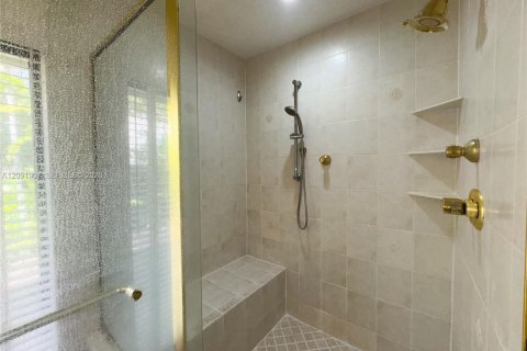 Villa ou maison à louer à Hollywood, Floride: 3 chambres, 189.8 m2 № 2385000 - photo 26