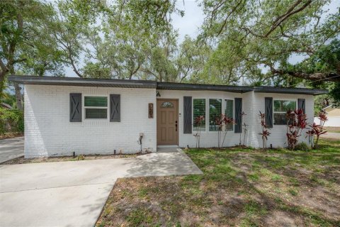 Villa ou maison à Tampa, Floride 3 chambres, 133.78 m2 № 2148395