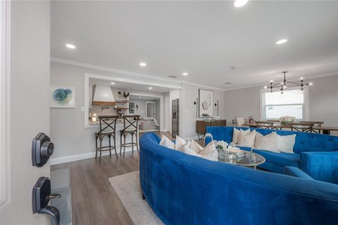 Villa ou maison à vendre à Tampa, Floride: 3 chambres, 133.78 m2 № 2148395 - photo 2