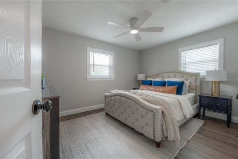 Villa ou maison à vendre à Tampa, Floride: 3 chambres, 133.78 m2 № 2148395 - photo 15