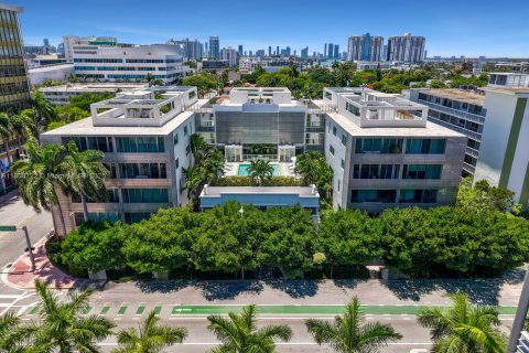 Condominio en venta en Miami Beach, Florida, 2 dormitorios, 94.57 m2 № 1755710 - foto 13