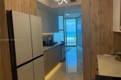 Condominio en alquiler en Hollywood, Florida, 3 dormitorios, 244.05 m2 № 2037547 - foto 17