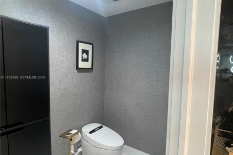 Condominio en alquiler en Hollywood, Florida, 3 dormitorios, 244.05 m2 № 2037547 - foto 29