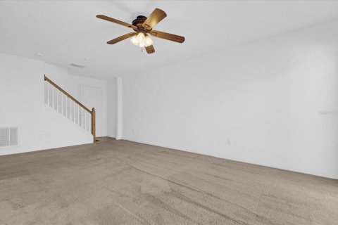 Adosado en venta en Tampa, Florida, 3 dormitorios, 235.97 m2 № 1566096 - foto 5