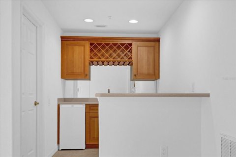 Adosado en venta en Tampa, Florida, 3 dormitorios, 235.97 m2 № 1566096 - foto 7