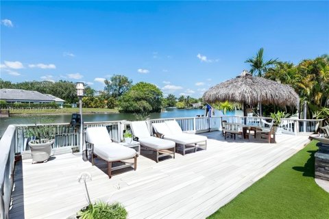 Купить виллу или дом в Майами, Флорида 5 спален, 238.2м2, № 1968620 - фото 4