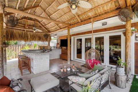 Купить виллу или дом в Майами, Флорида 5 спален, 238.2м2, № 1968620 - фото 11