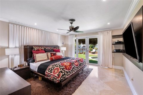 Купить виллу или дом в Майами, Флорида 5 спален, 238.2м2, № 1968620 - фото 8