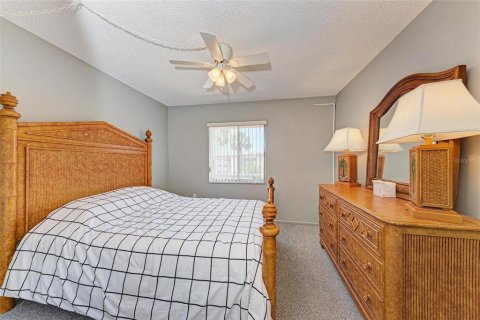 Condo in Bradenton, Florida, 2 bedrooms  № 1190121 - photo 24