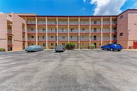 Condo in Bradenton, Florida, 2 bedrooms  № 1190121 - photo 2