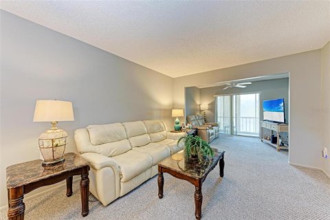 Condo in Bradenton, Florida, 2 bedrooms  № 1190121 - photo 10