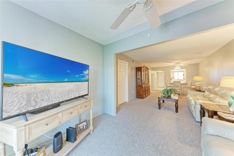 Condo in Bradenton, Florida, 2 bedrooms  № 1190121 - photo 14