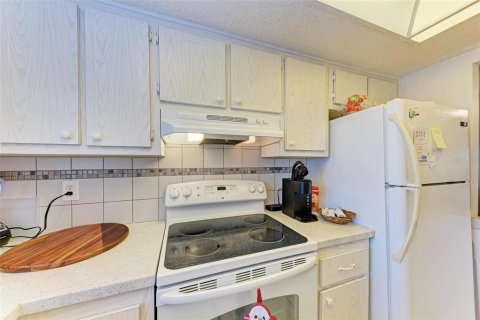 Condo in Bradenton, Florida, 2 bedrooms  № 1190121 - photo 18