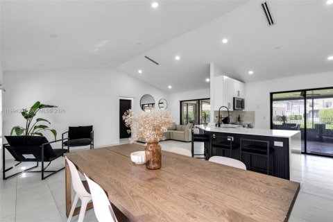 House in Deerfield Beach, Florida 3 bedrooms № 2062516 - photo 18