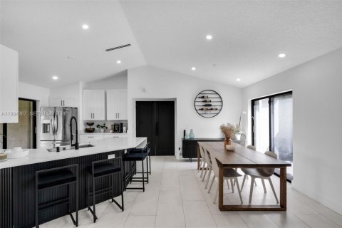 House in Deerfield Beach, Florida 3 bedrooms № 2062516 - photo 14