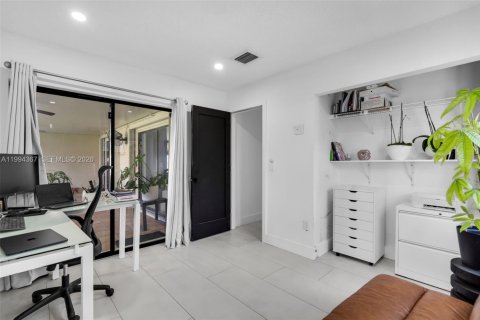 House in Deerfield Beach, Florida 3 bedrooms № 2062516 - photo 24