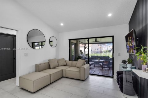 House in Deerfield Beach, Florida 3 bedrooms № 2062516 - photo 5