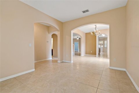 Casa en venta en Tampa, Florida, 4 dormitorios, 212.37 m2 № 1773923 - foto 4