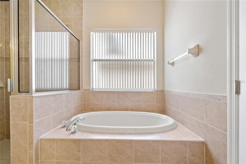 Casa en venta en Tampa, Florida, 4 dormitorios, 212.37 m2 № 1773923 - foto 19