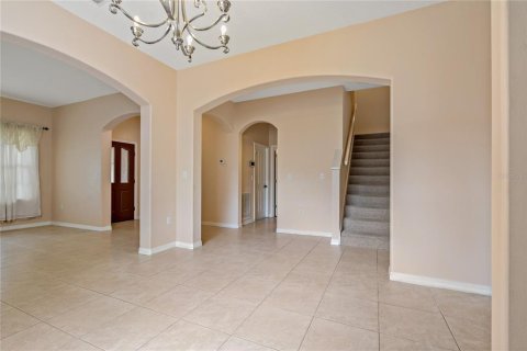 Casa en venta en Tampa, Florida, 4 dormitorios, 212.37 m2 № 1773923 - foto 3