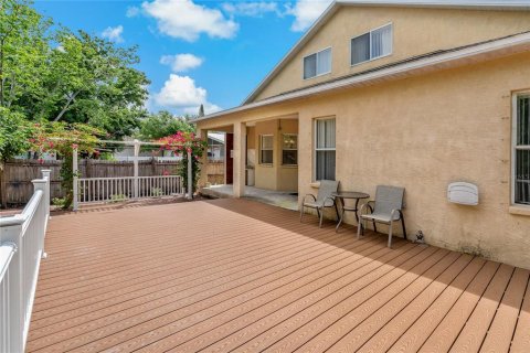 Casa en venta en Tampa, Florida, 4 dormitorios, 212.37 m2 № 1773923 - foto 29
