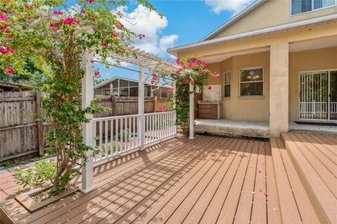 Casa en venta en Tampa, Florida, 4 dormitorios, 212.37 m2 № 1773923 - foto 28