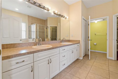Casa en venta en Tampa, Florida, 4 dormitorios, 212.37 m2 № 1773923 - foto 18