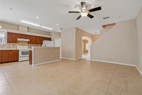 Casa en venta en Tampa, Florida, 4 dormitorios, 212.37 m2 № 1773923 - foto 7