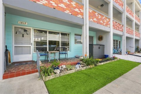 Condo in Kenneth City, Florida, 2 bedrooms  № 2351802