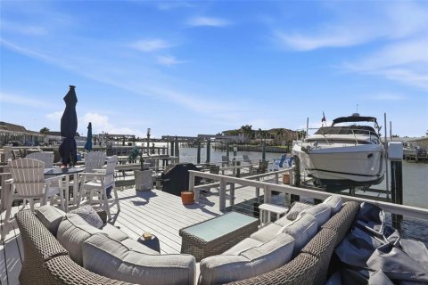 Condominio en alquiler en Saint Petersburg, Florida, 2 dormitorios, 130.06 m2 № 2097438 - foto 25
