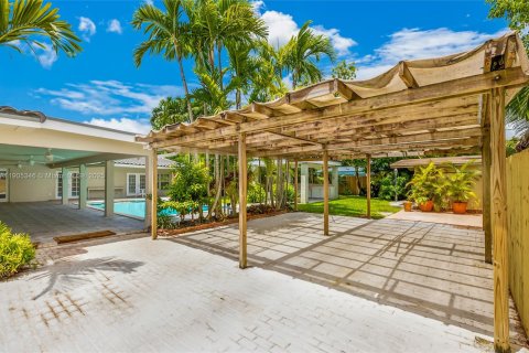 Villa ou maison à vendre à Palmetto Bay, Floride: 4 chambres, 277.59 m2 № 1966509 - photo 5
