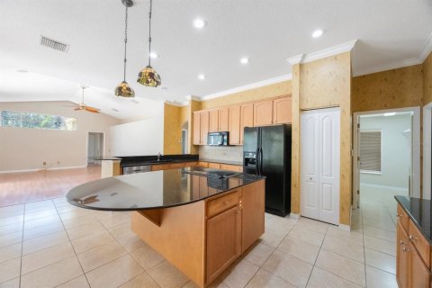 House in Lutz, Florida 4 bedrooms, 240.15 sq.m. № 1776808 - photo 19