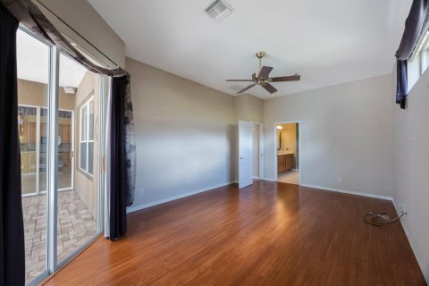 House in Lutz, Florida 4 bedrooms, 240.15 sq.m. № 1776808 - photo 27