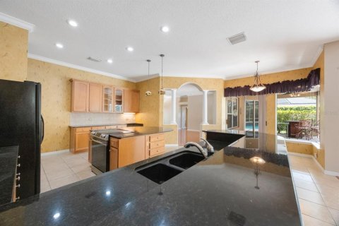 House in Lutz, Florida 4 bedrooms, 240.15 sq.m. № 1776808 - photo 16