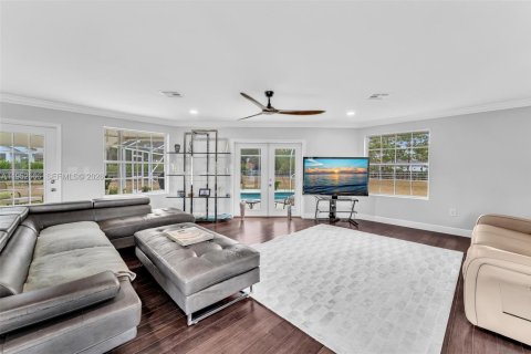 Casa en venta en Palm City, Florida, 4 dormitorios, 237.18 m2 № 2010390 - foto 8