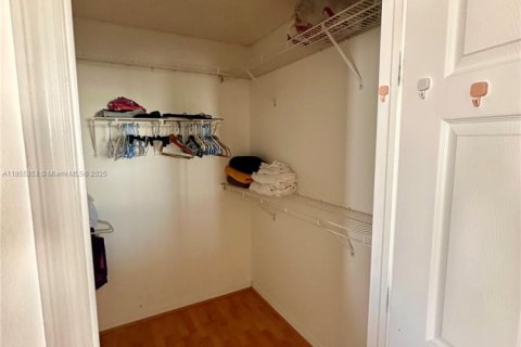 Купить кондоминиум в Майами-Бич, Флорида 2 спальни, 113.34м2, № 2055259 - фото 11