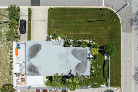 Casa en venta en Saint Pete Beach, Florida, 3 dormitorios, 122.17 m2 № 1846493 - foto 4
