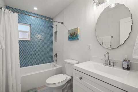 Casa en venta en Saint Pete Beach, Florida, 3 dormitorios, 122.17 m2 № 1846493 - foto 26