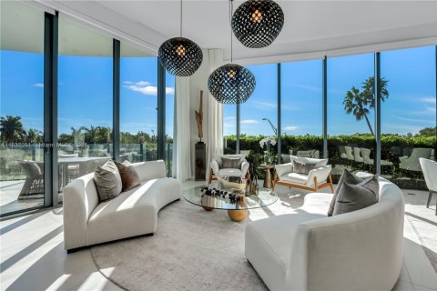 Condominio en venta en Miami, Florida, 4 dormitorios, 301.65 m2 № 1809877 - foto 2