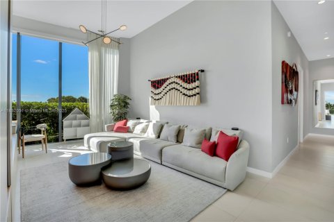 Condominio en venta en Miami, Florida, 4 dormitorios, 301.65 m2 № 1809877 - foto 16