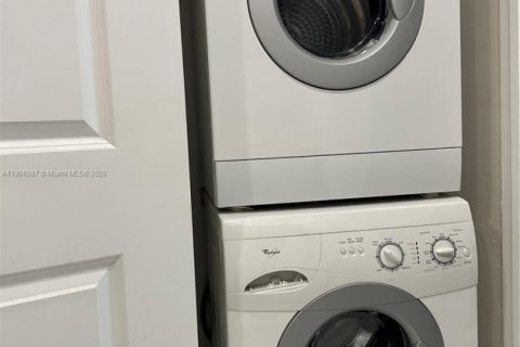 Copropriété à vendre à Doral, Floride: 1 chambre, 65.5 m2 № 1979280 - photo 11