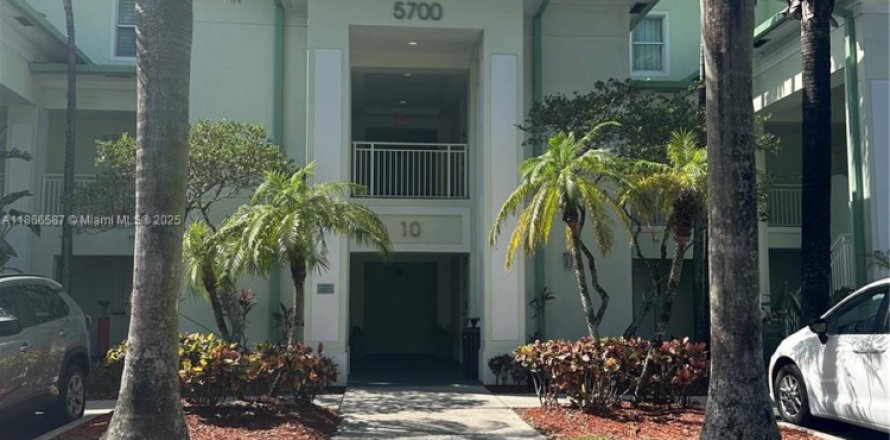 Condo à Doral, Floride, 1 chambre  № 1979280