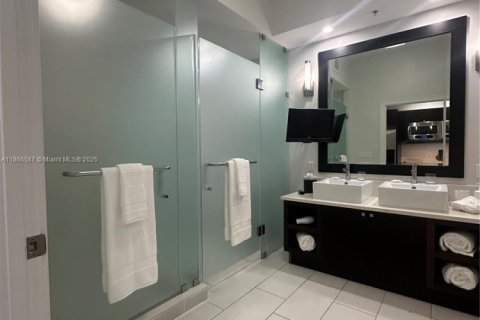 Copropriété à vendre à Doral, Floride: 1 chambre, 65.5 m2 № 1979280 - photo 16