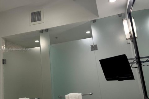 Copropriété à vendre à Doral, Floride: 1 chambre, 65.5 m2 № 1979280 - photo 19