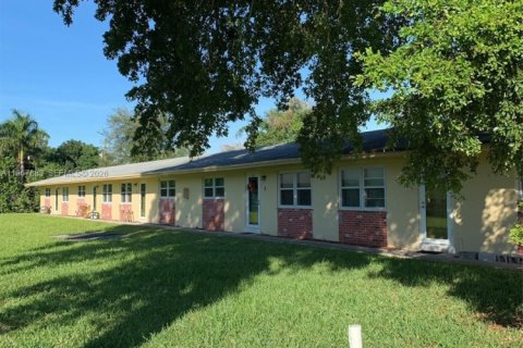 Apartamento en Dania Beach, Florida 2 dormitorios, 840.58 m2 № 2029180