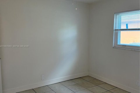 Apartamento en alquiler en Dania Beach, Florida, 2 dormitorios, 840.58 m2 № 2029180 - foto 7