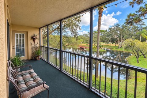 Condo in Clearwater, Florida, 2 bedrooms  № 2391533